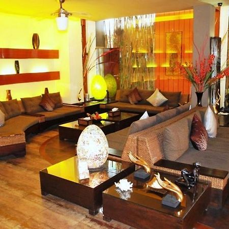 Pasadena Lodge Pattaya Eksteriør billede