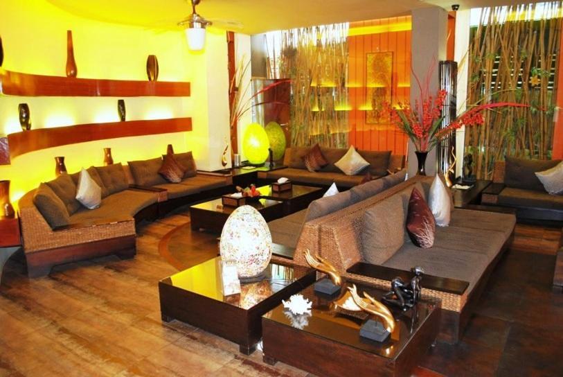 Pasadena Lodge Pattaya Eksteriør billede