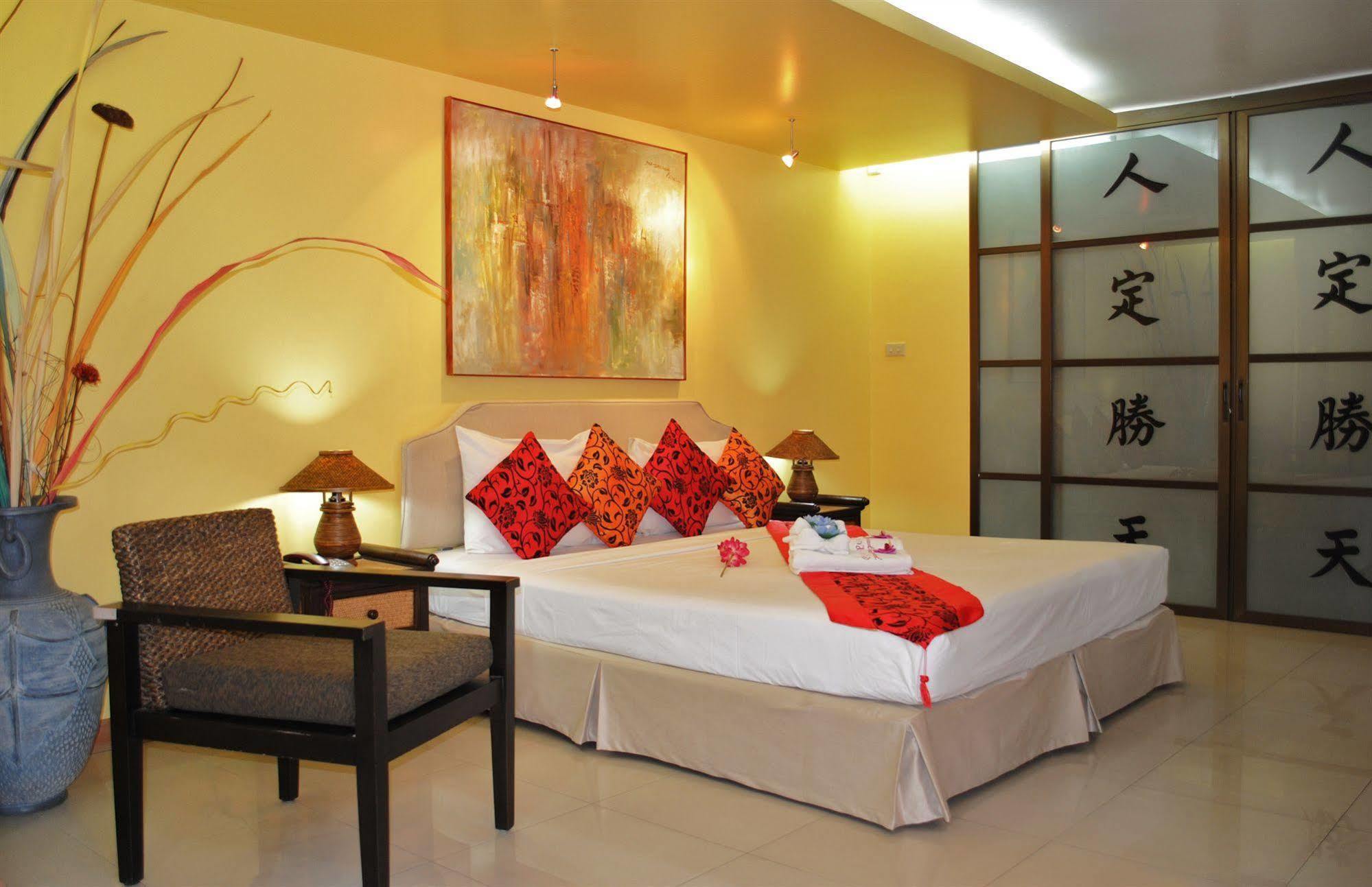 Pasadena Lodge Pattaya Eksteriør billede