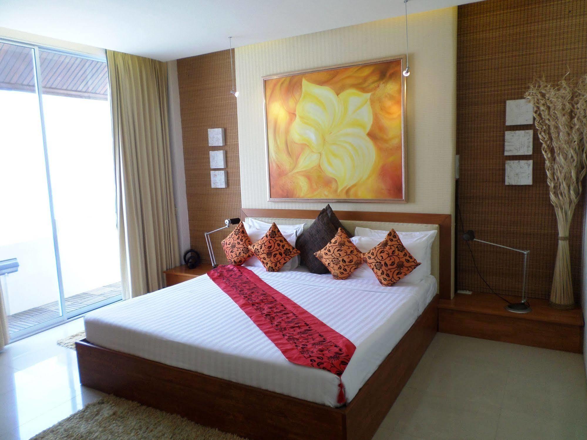 Pasadena Lodge Pattaya Eksteriør billede