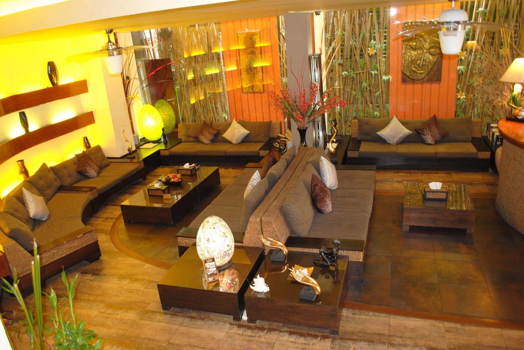Pasadena Lodge Pattaya Eksteriør billede